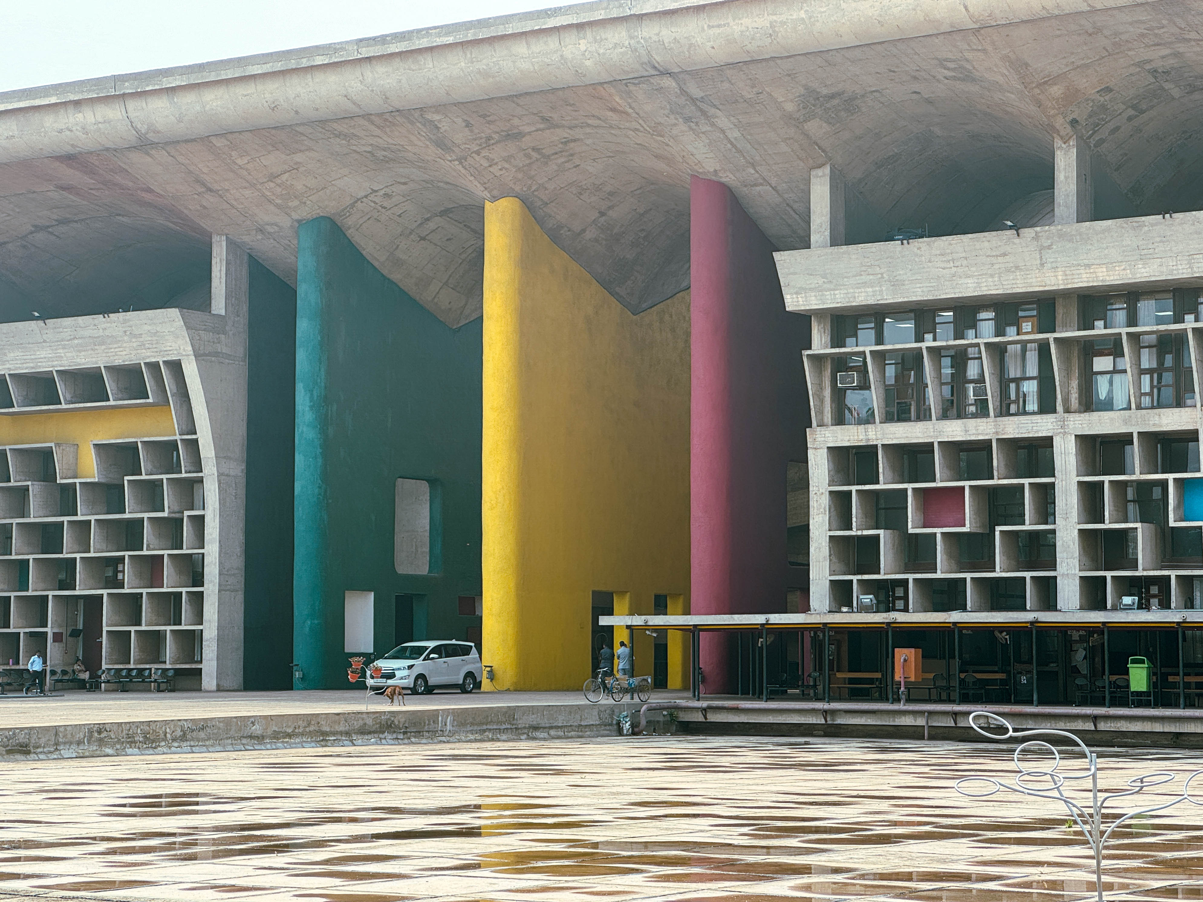 The entrance of the High Court of Punjab and Haryana